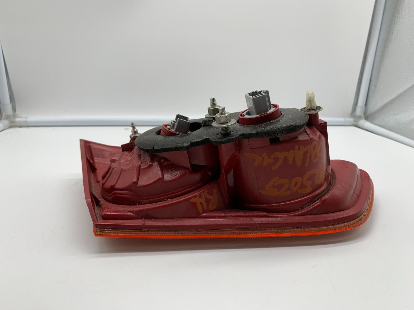 2008 Mitsubishi Lancer Passenger Side Lid Mounted Tail Light Taillight C02B20017