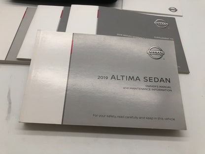 2019 Nissan Altima Owners Manual Set with Case OEM A03B01084