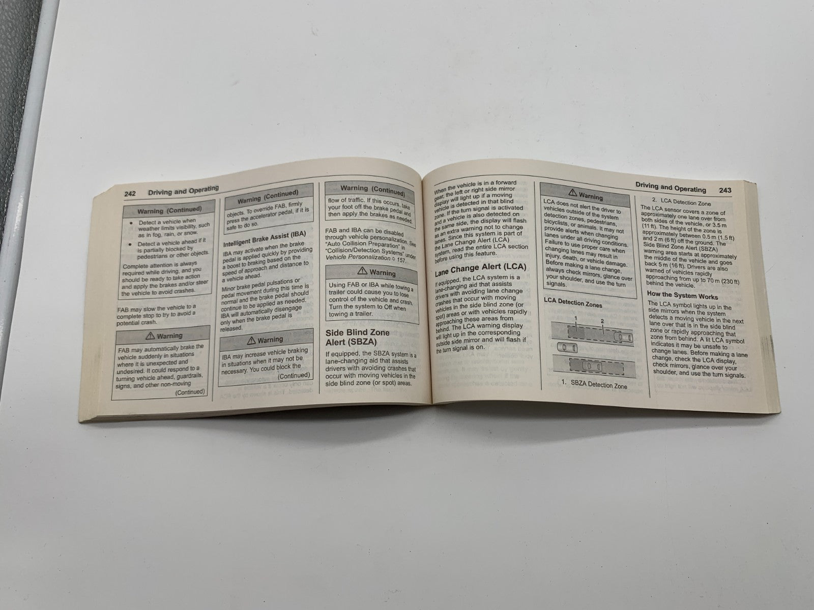 2016 GMC Yukon Denali Owners Manual Set with Case OEM C03B44005