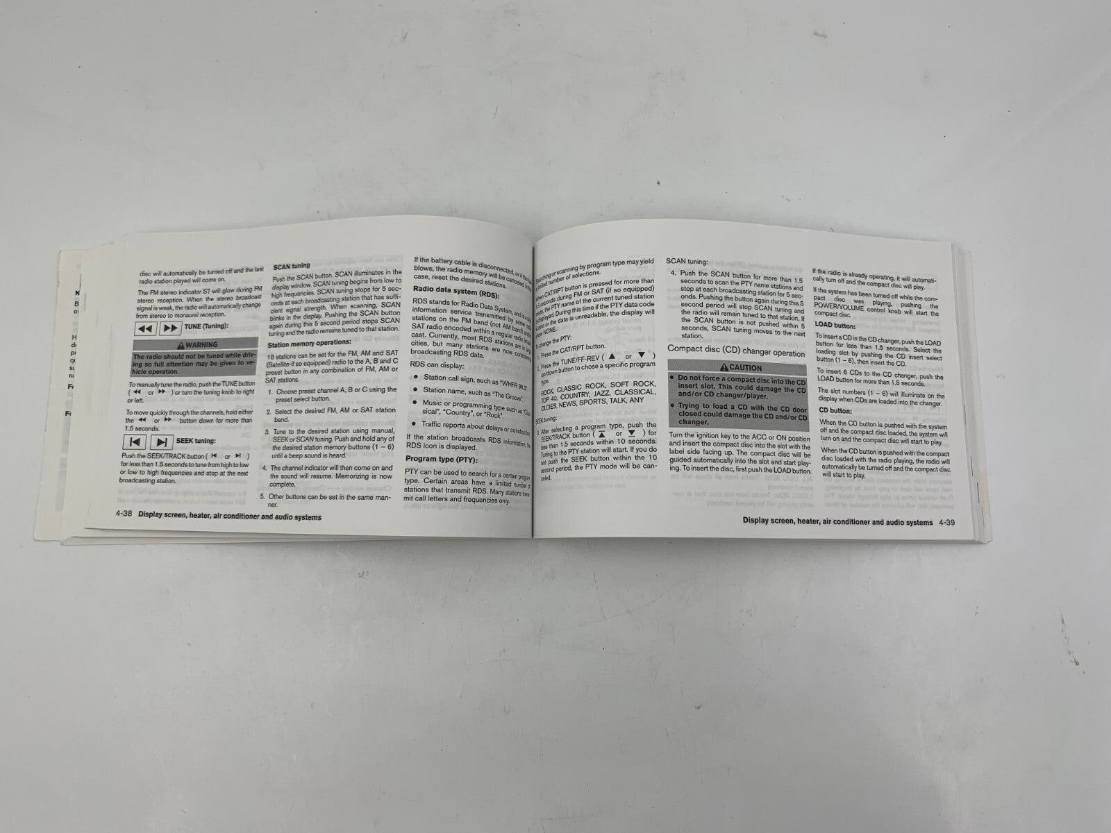 2005 Nissan Altima Owners Manual OEM C04B32029
