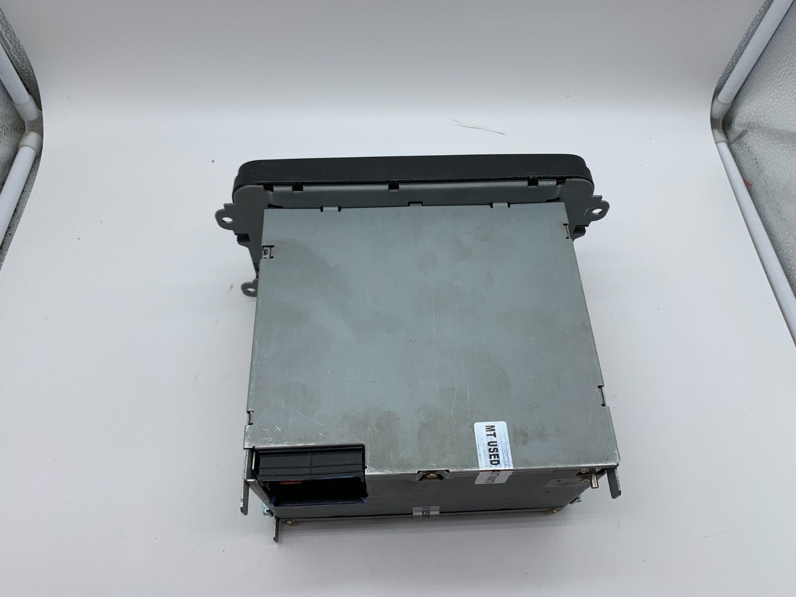 2009-2017 Volkswagen Tiguan AM FM CD Player Radio Receiver OEM C04B23010