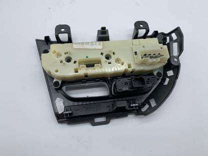 2012 Ford Focus AC Heater Climate Control Temperature Unit OEM C04B03007