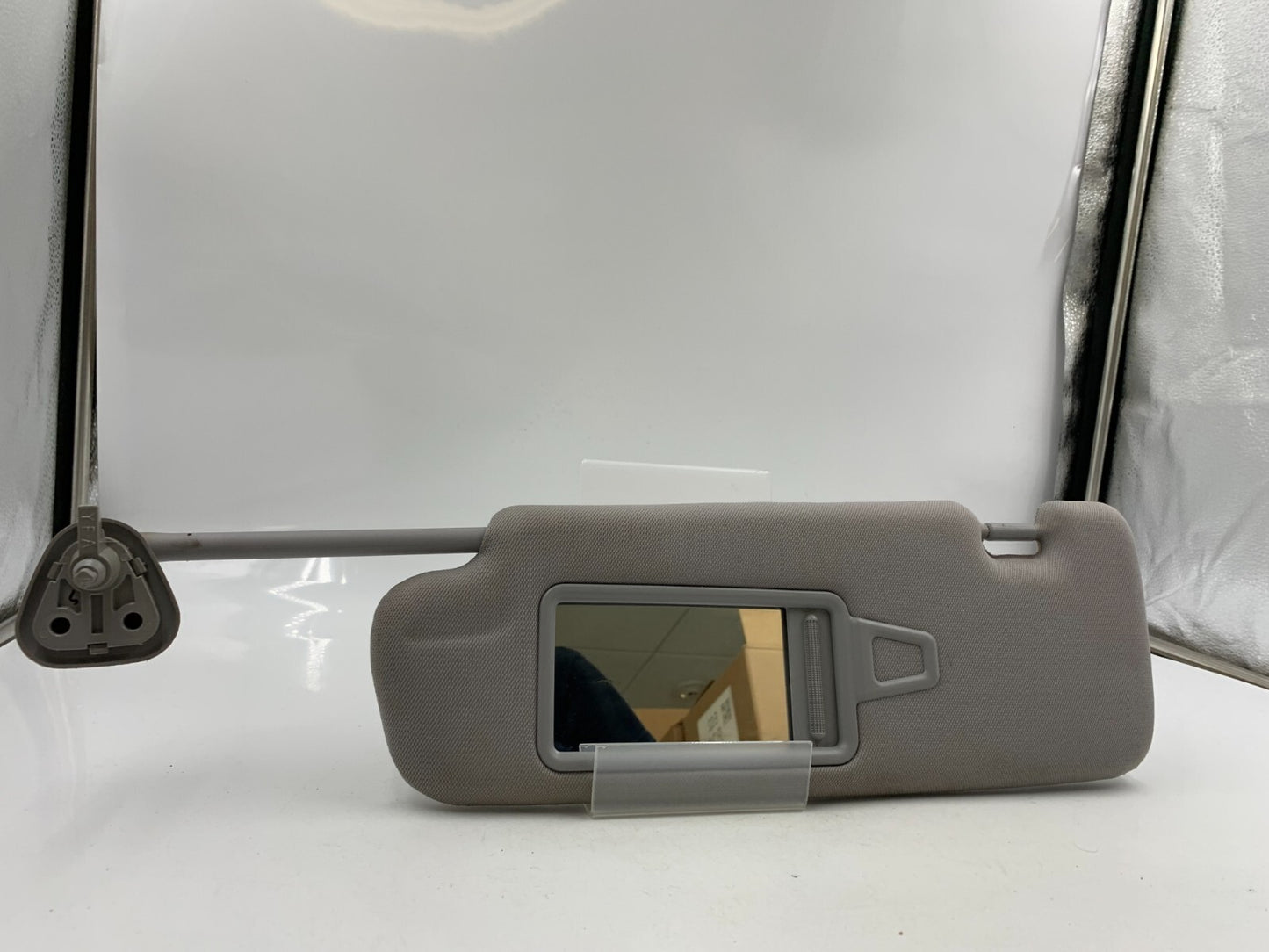 2011-2014 Hyundai Sonata Driver Sun Visor Sunvisor Gray Illuminated E01B38063