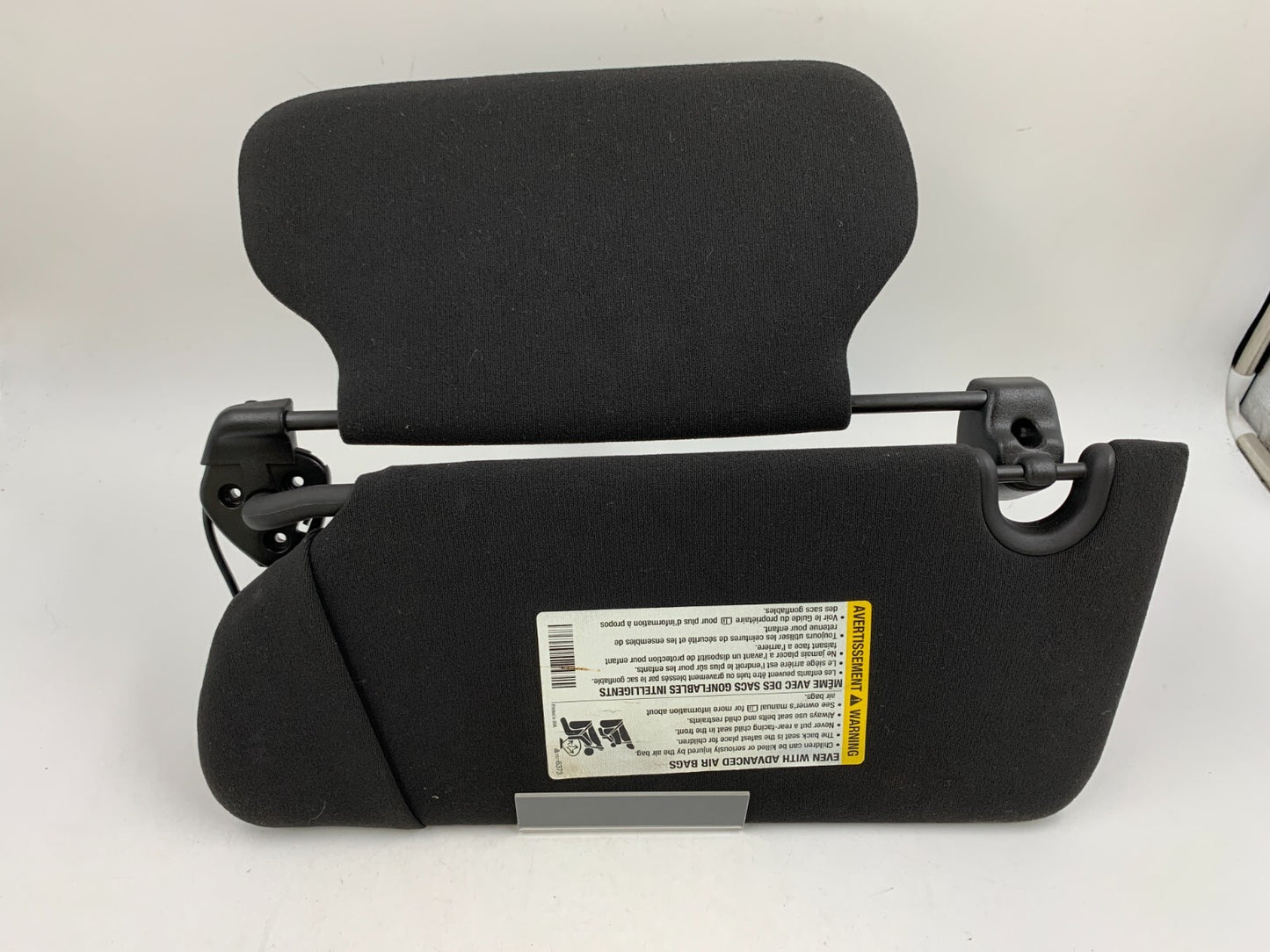 2006-2007 Cadillac DTS Passenger Sun Visor Black Illuminated OEM B01B27083