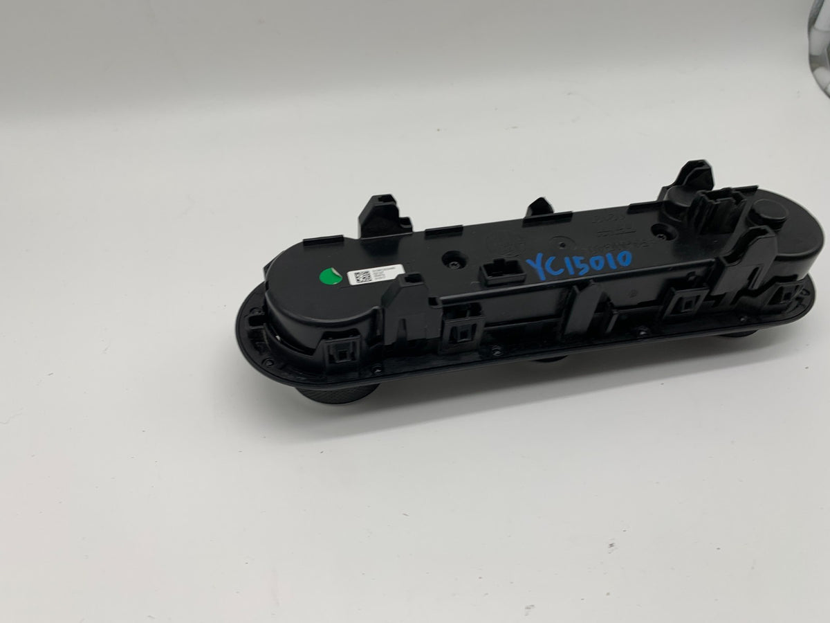 2017-2019 Alfa Romeo Giulia AC Heater Climate Control Unit OEM C02B30067