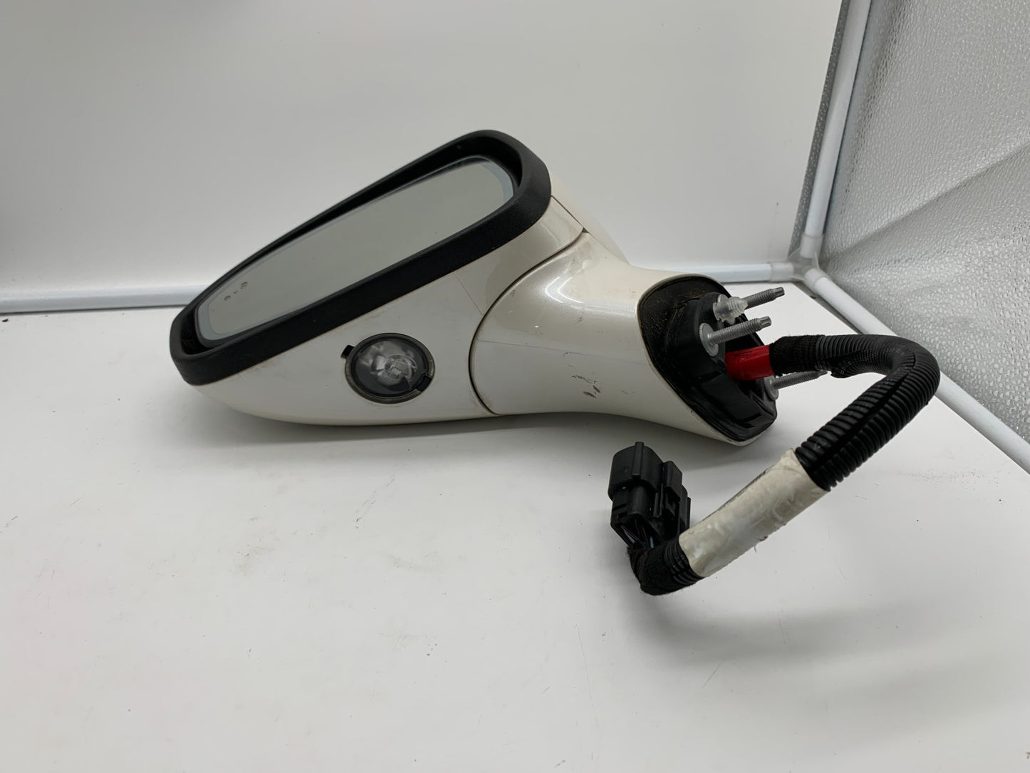 2019-2020 Ford Fusion Driver Side View Power Door Mirror White BSA OEM C01B55071