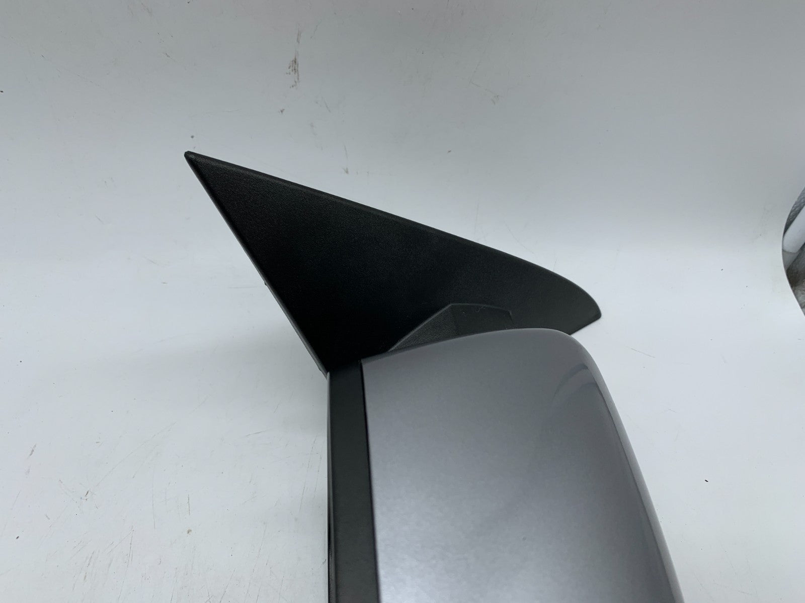 2011-2014 Chrysler 200 Passenger Side View Power Door Mirror Gray OEM C03B61002