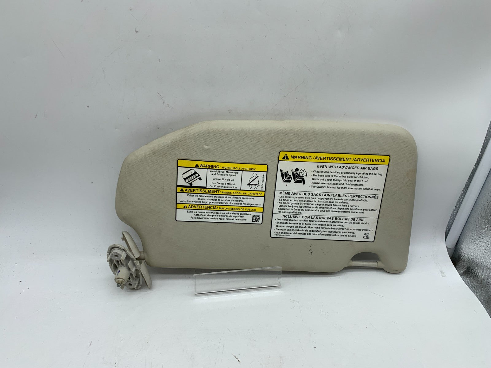 2021-2022 Ford EcoSport Driver Side Sun Visor Sunvisor Gray OEM D02B43006