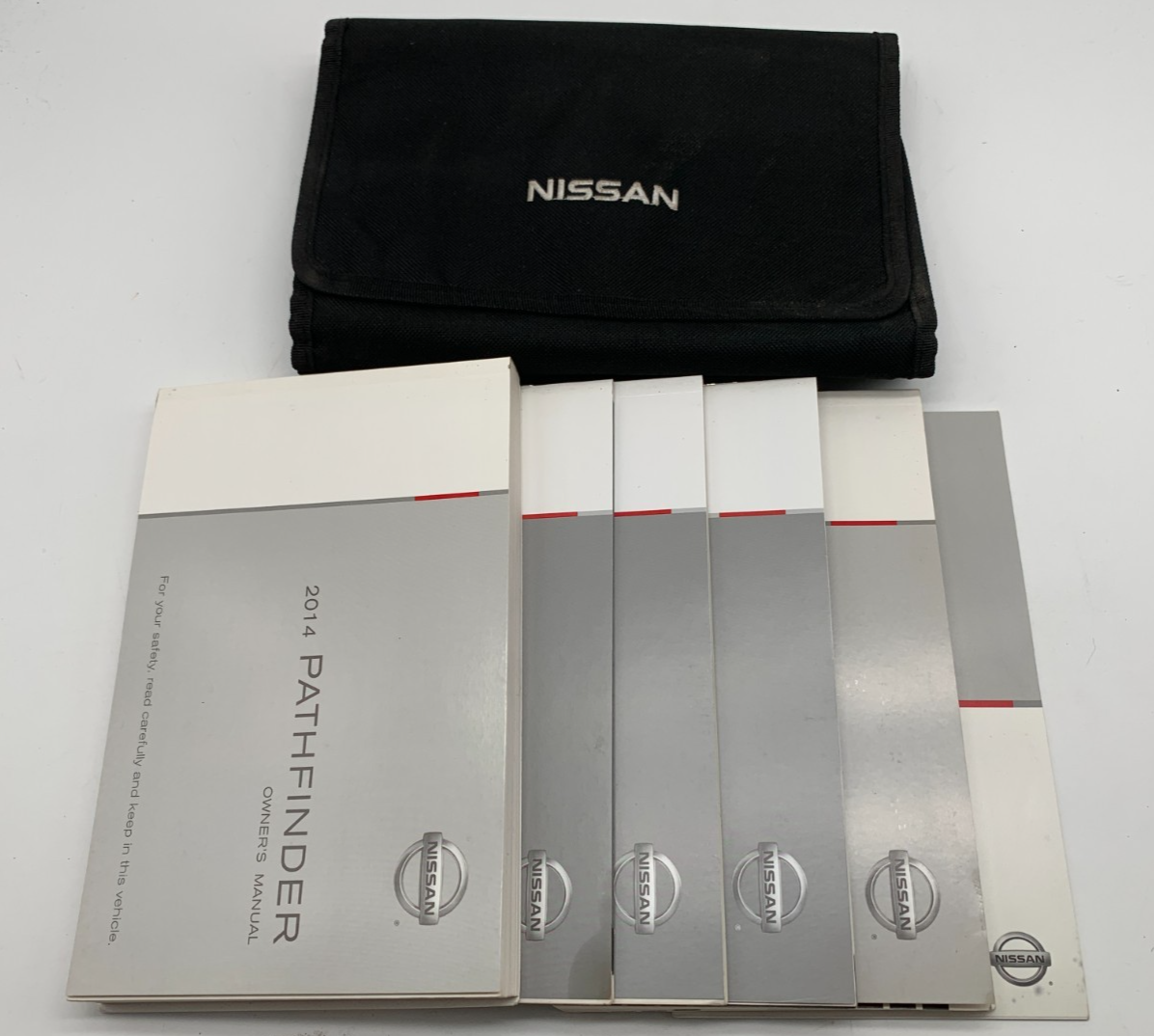 2005 Nissan Pathfinder Owners Manual Set with Case OEM B03B19006