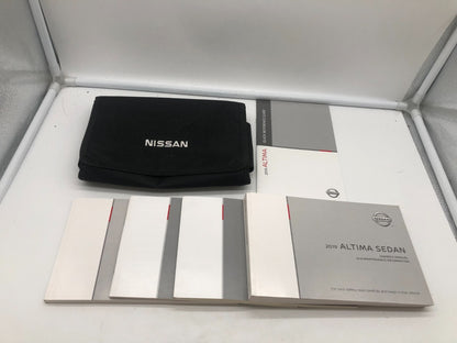 2019 Nissan Altima Owners Manual Set with Case OEM A03B01084