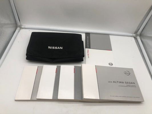 2019 Nissan Altima Owners Manual Set with Case OEM A03B01084