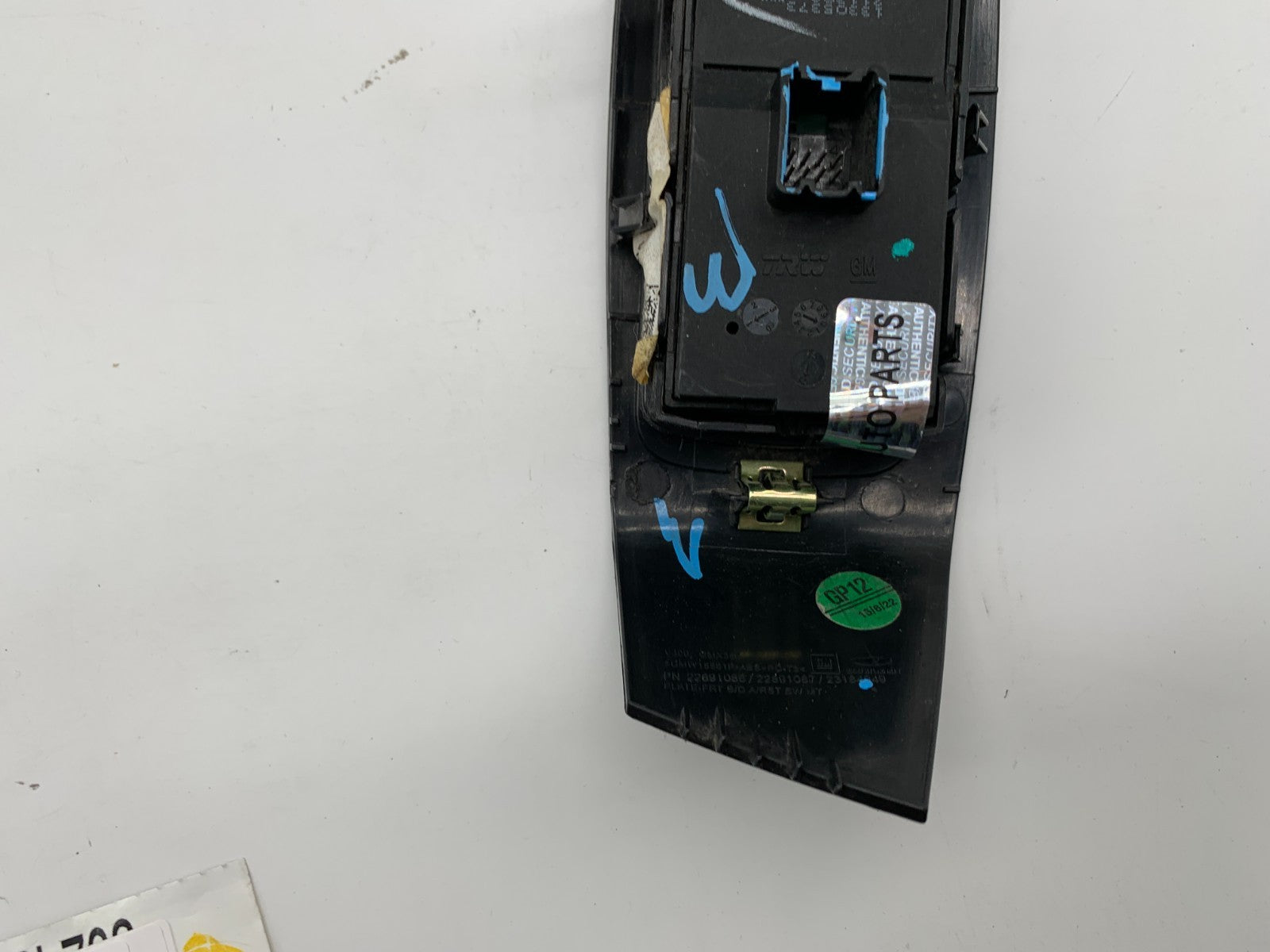 2014-2016 Chevrolet Malibu Master Power Window Switch OEM C04B20024