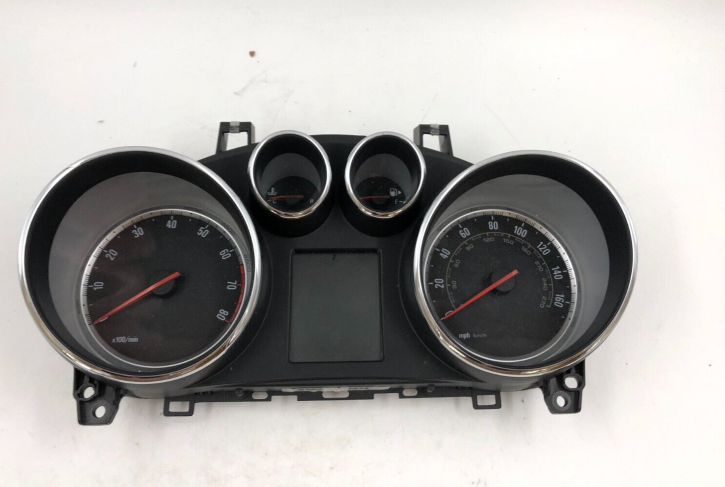2016 Buick Encore Speedometer Instrument Cluster 40270 Miles OEM B02B30039