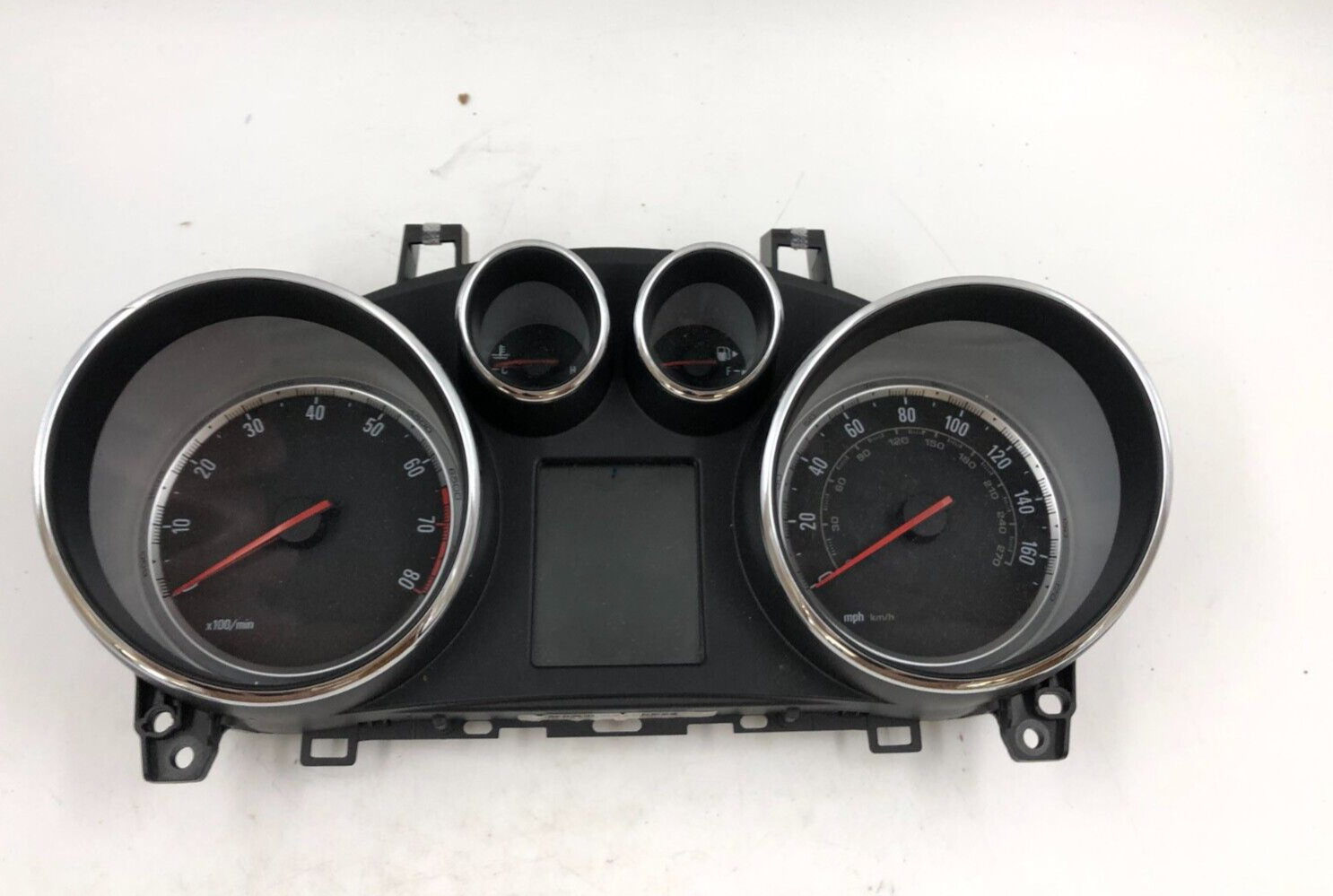 2016 Buick Encore Speedometer Instrument Cluster 40270 Miles OEM B02B30039