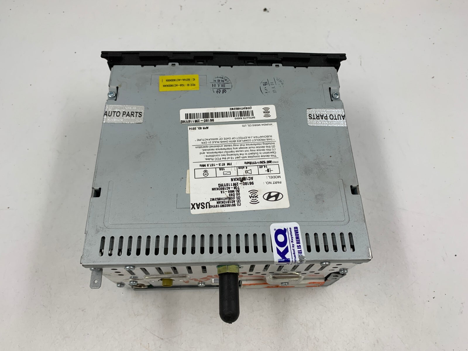 2014-2015 Hyundai Genesis AM FM Radio CD Player Receiver OEM C03B20007