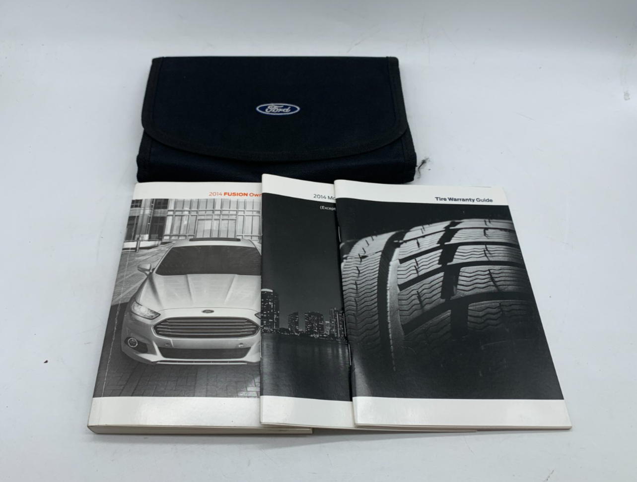 2014 Ford Fusion Owners Manual Set with Case OEM D03B37004