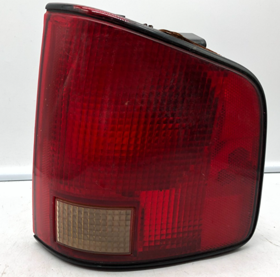 1994-2003 Chevrolet S10/S15 Passenger Side Tail Light Taillight OEM A02B41003