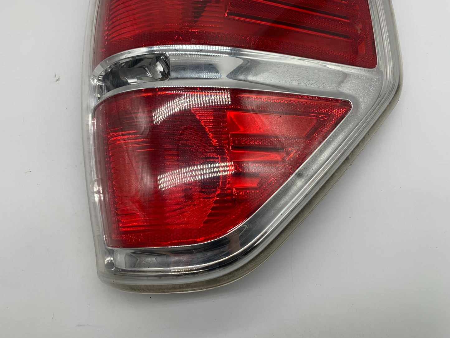 2009-2014 Ford F-150 Passenger Tail Light Taillight Styleside OEM B04B43003