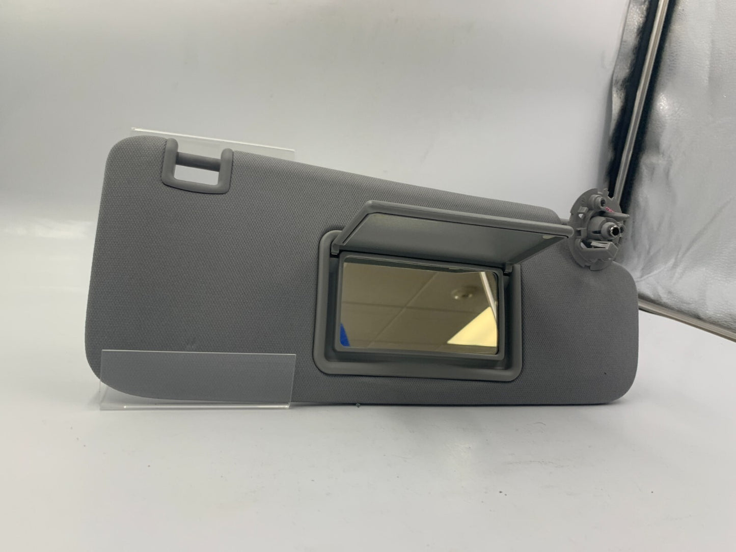 2016-2021 Chevrolet Malibu Passenger Sun Visor Gray OEM C01B37064