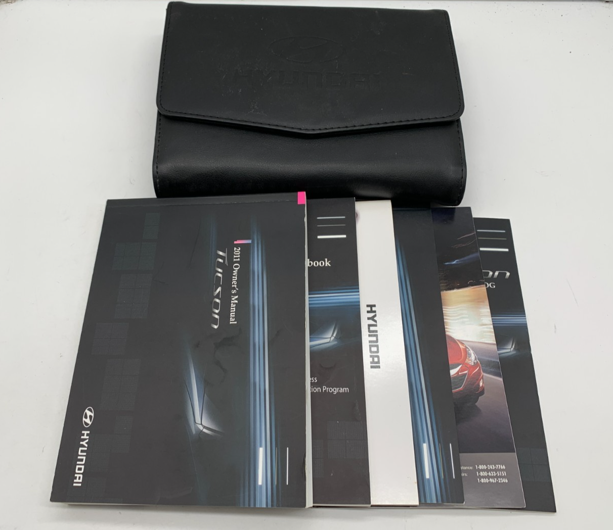2011 Hyundai Tucson Owners Manual Set with Case OEM