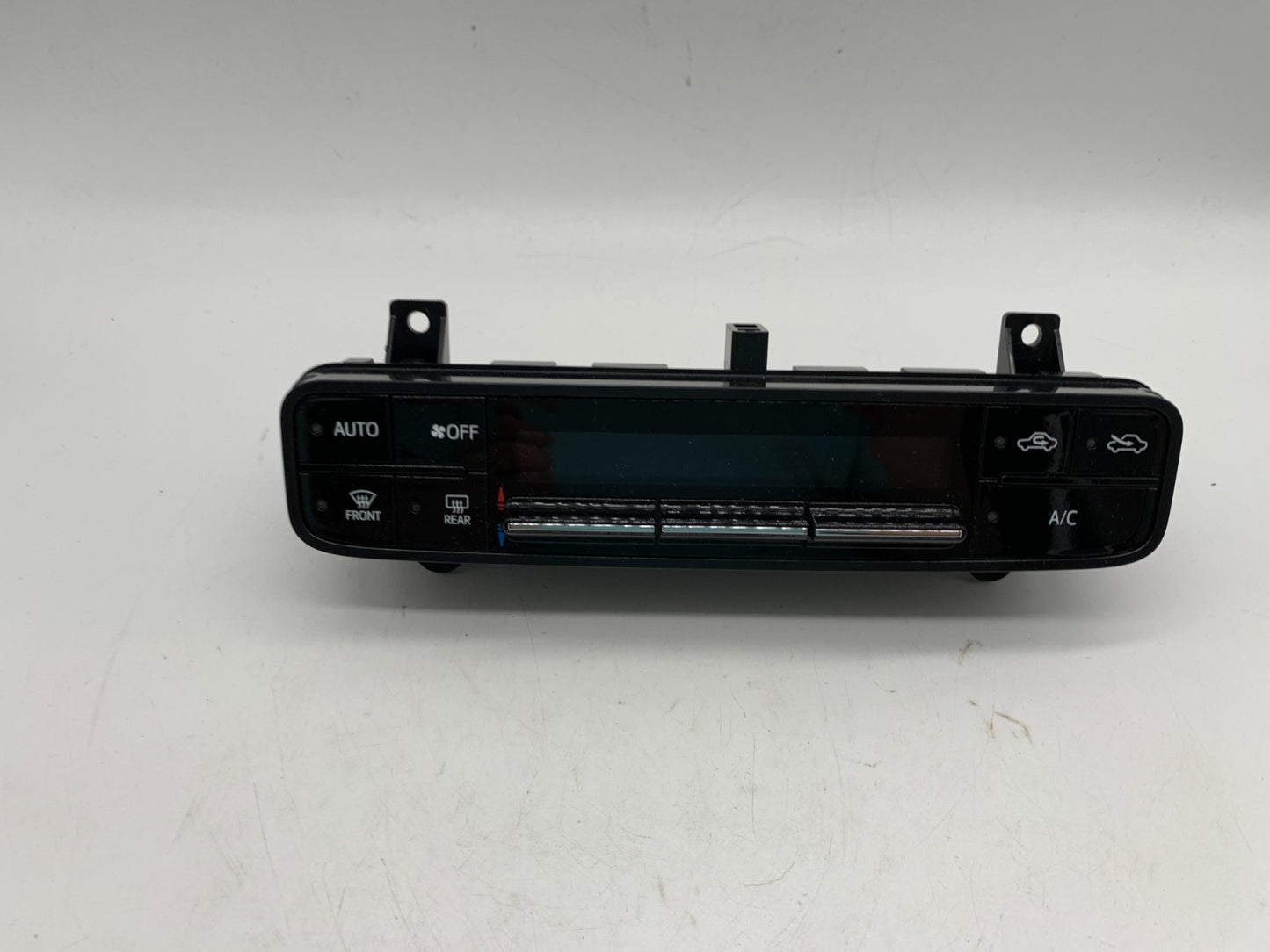 2017-2019 Toyota Corolla Sedan Climate Control AC Heater Unit OEM A04B43004