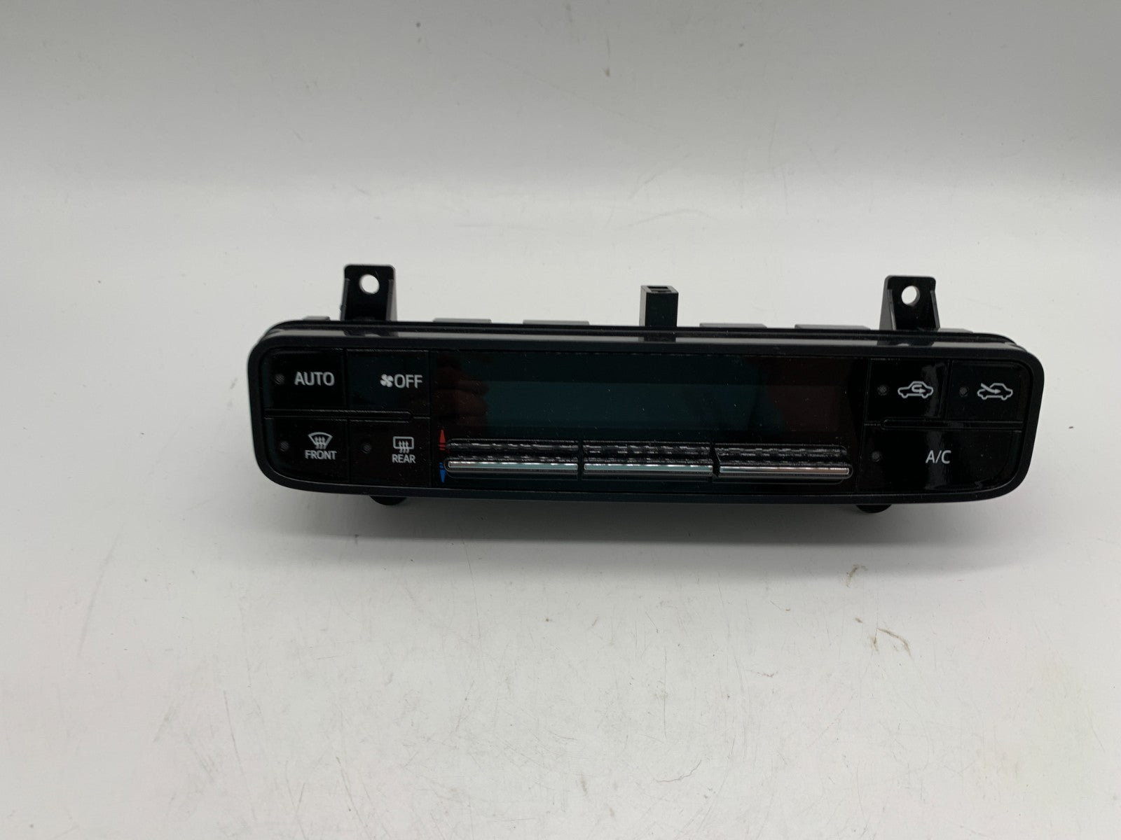 2017-2019 Toyota Corolla Sedan Climate Control AC Heater Unit OEM A04B43004