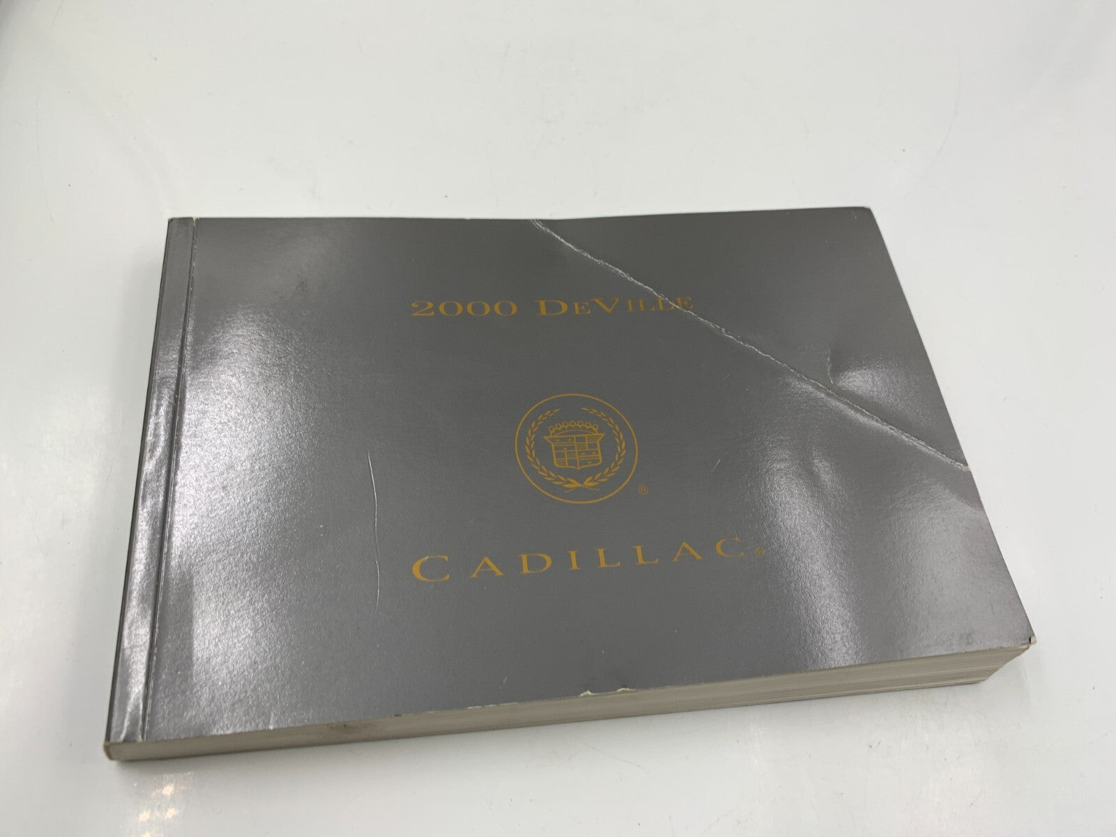 2000 Cadillac Deville Owners Manual with Case OEM E01B44083