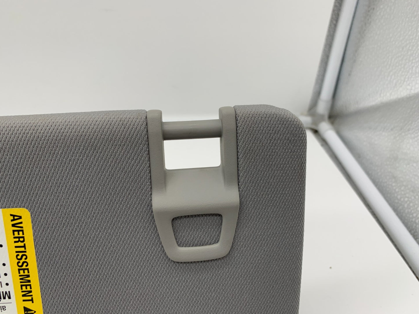 2018-2020 GMC Terrain Passenger Sun Visor Illuminated Gray OEM