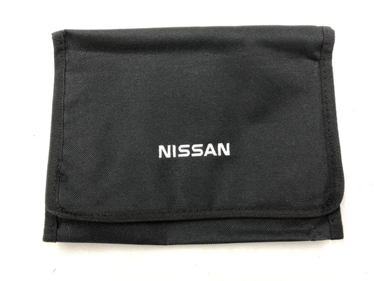 2019 Nissan Altima Sedan Owners Manual Set with Case OEM E01B69008