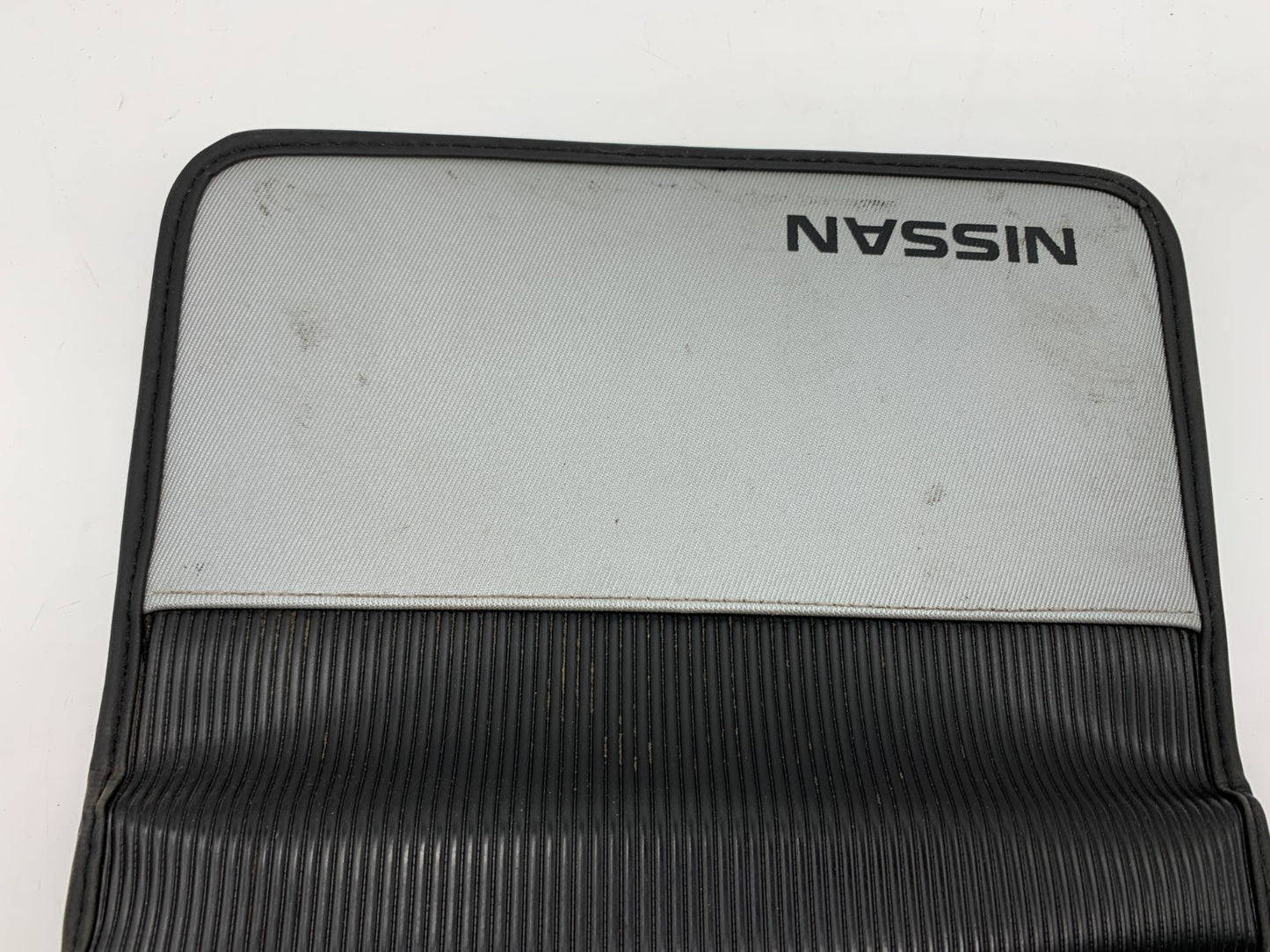Nissan Owners Manual Case Only OEM D02B39052