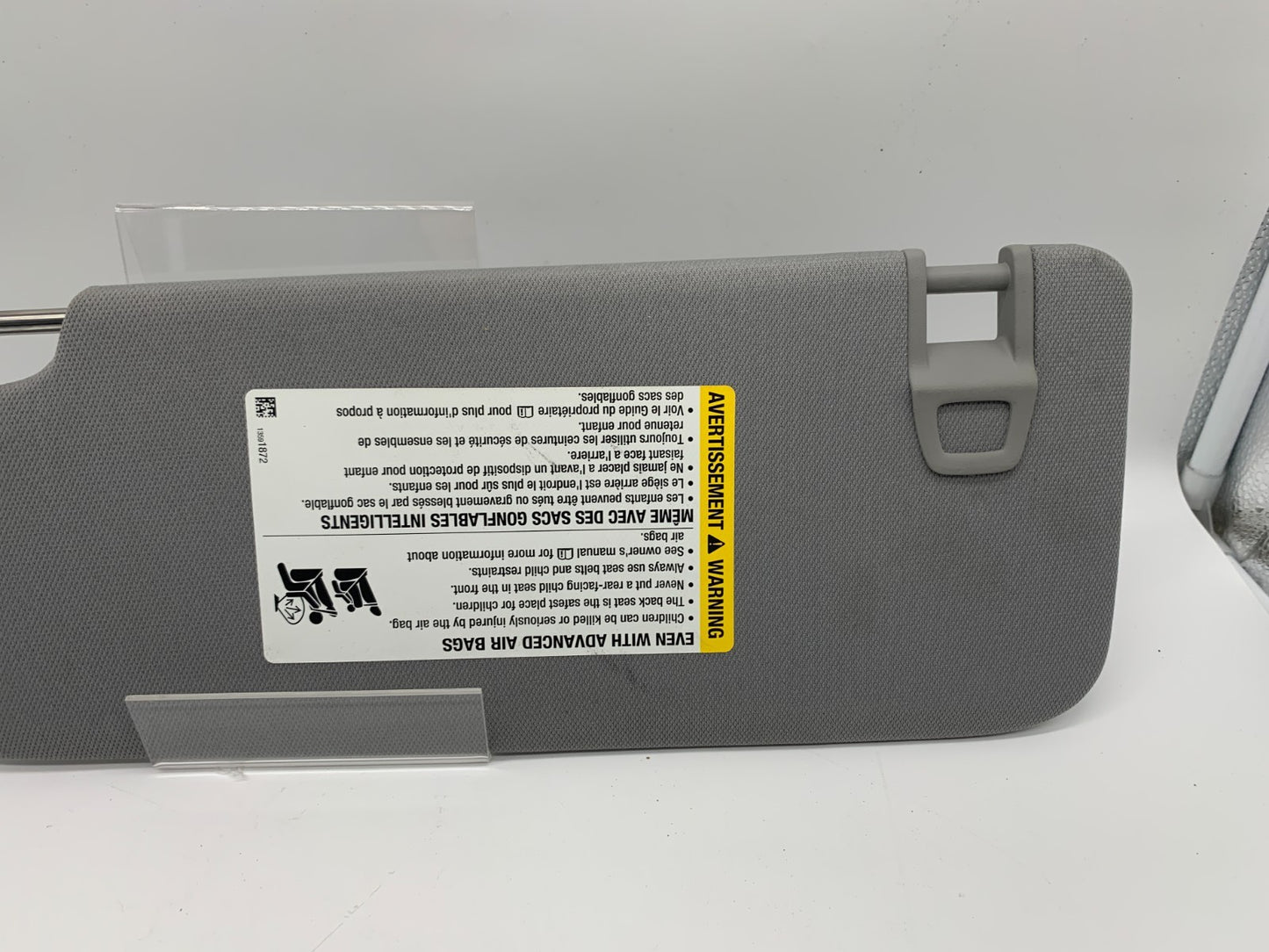 2021-2022 Chevrolet Trailblazer Passenger Sun Visor Gray OEM C01B07013