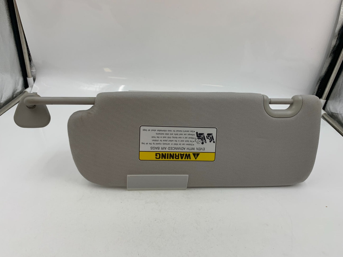 2013-2019 Hyundai Santa Fe Passenger Sun Visor Sunvisor Gray OEM D02B70007