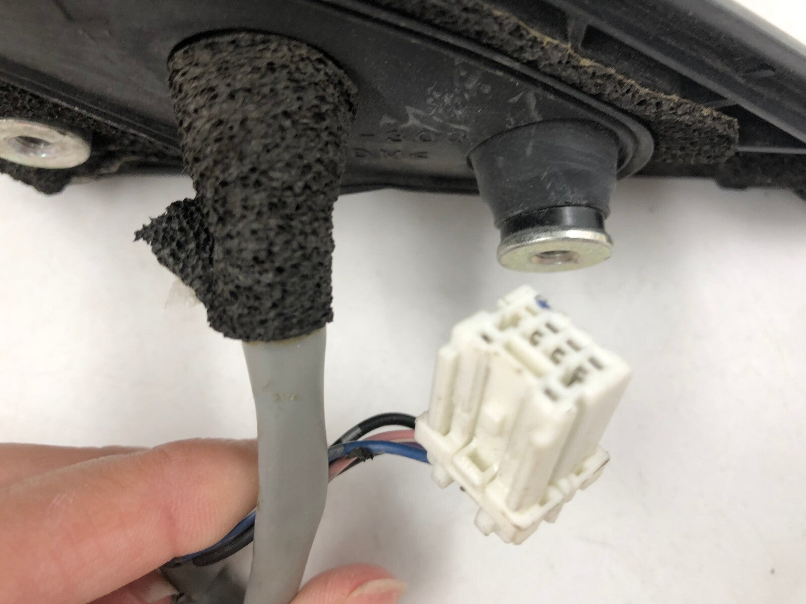 2005-2009 Subaru Legacy Driver Side View Power Door Mirror Black OEM D03B51049