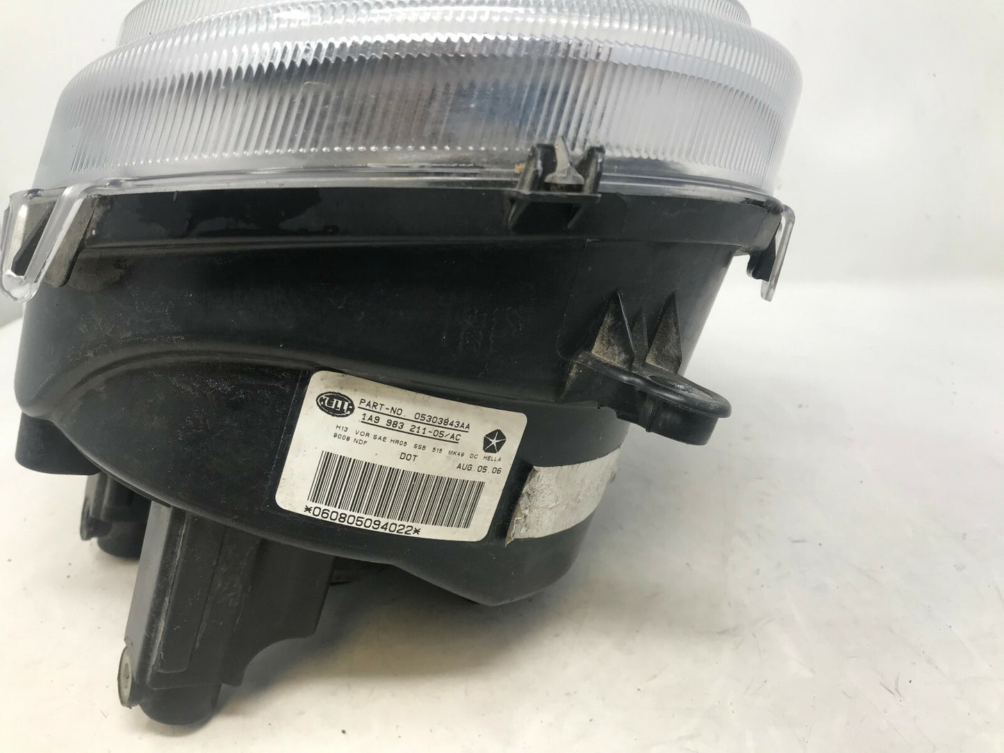 2007-2010 Jeep Compass Driver Side Head Light Headlight OEM C03B45050