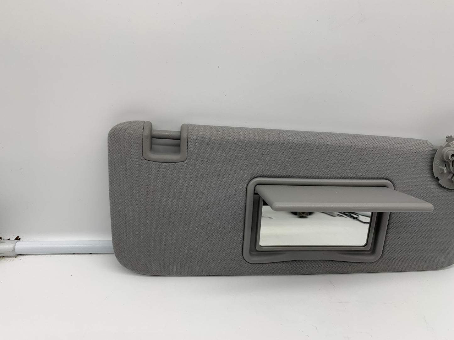 2016-2023 Chevrolet Malibu Passenger Sun Visor Gray OEM