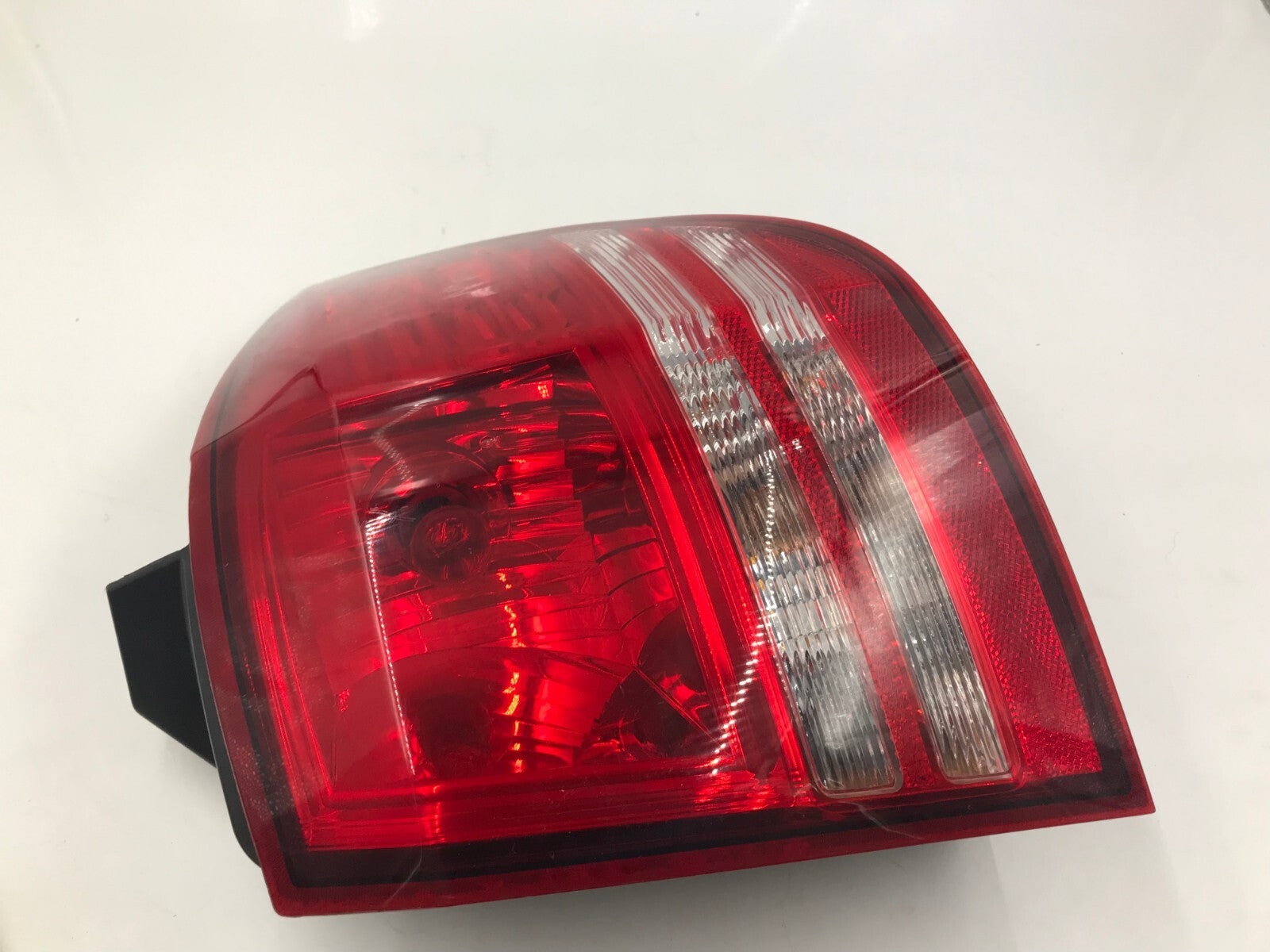 2009-2011 Dodge Journey Passenger Side Tail Light Taillight OEM A02B31019