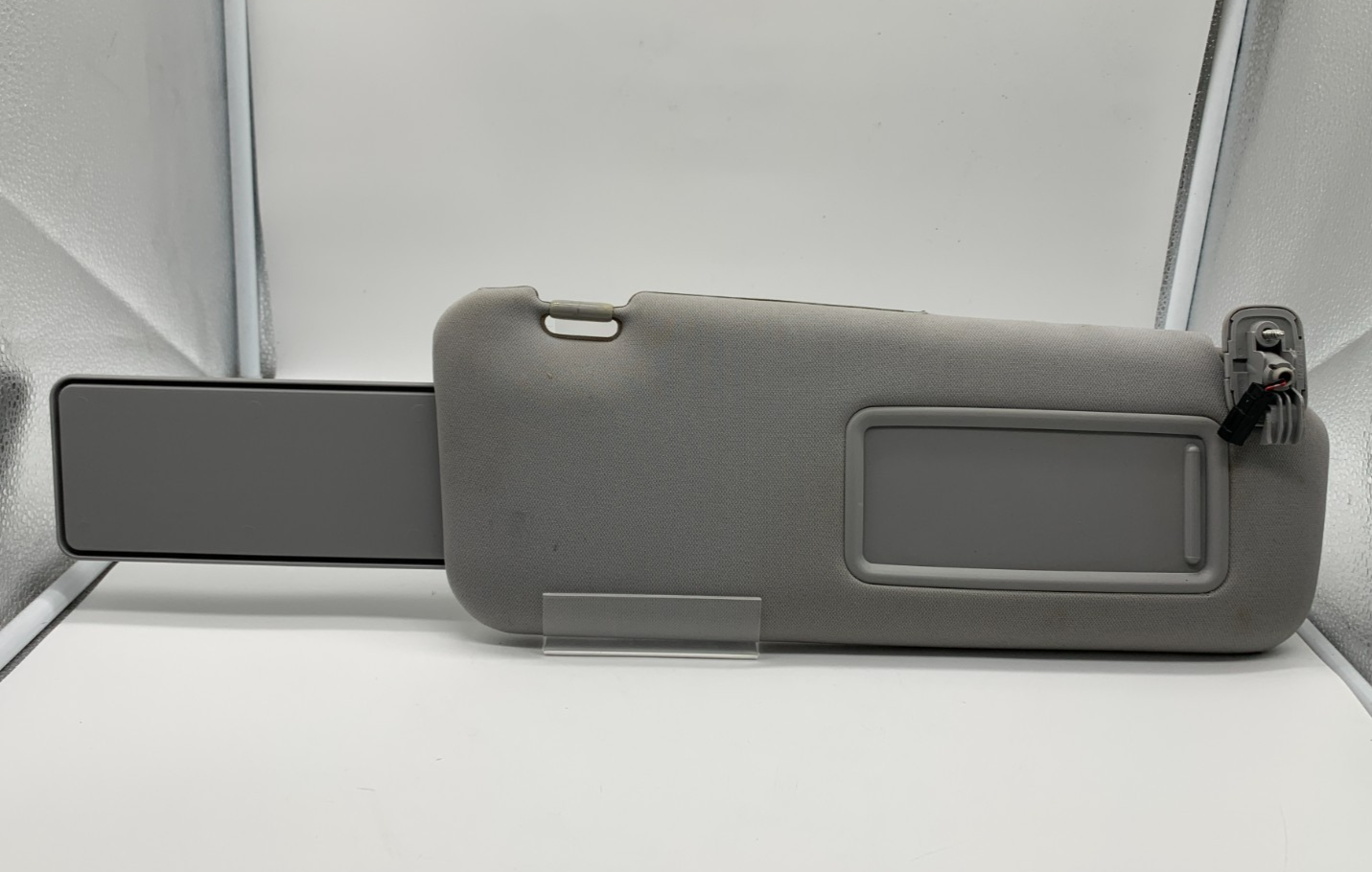 2007-2009 Mazda CX-9 CX9 Passenger Sun Visor Sunvisor Gray Illuminated D01B22001
