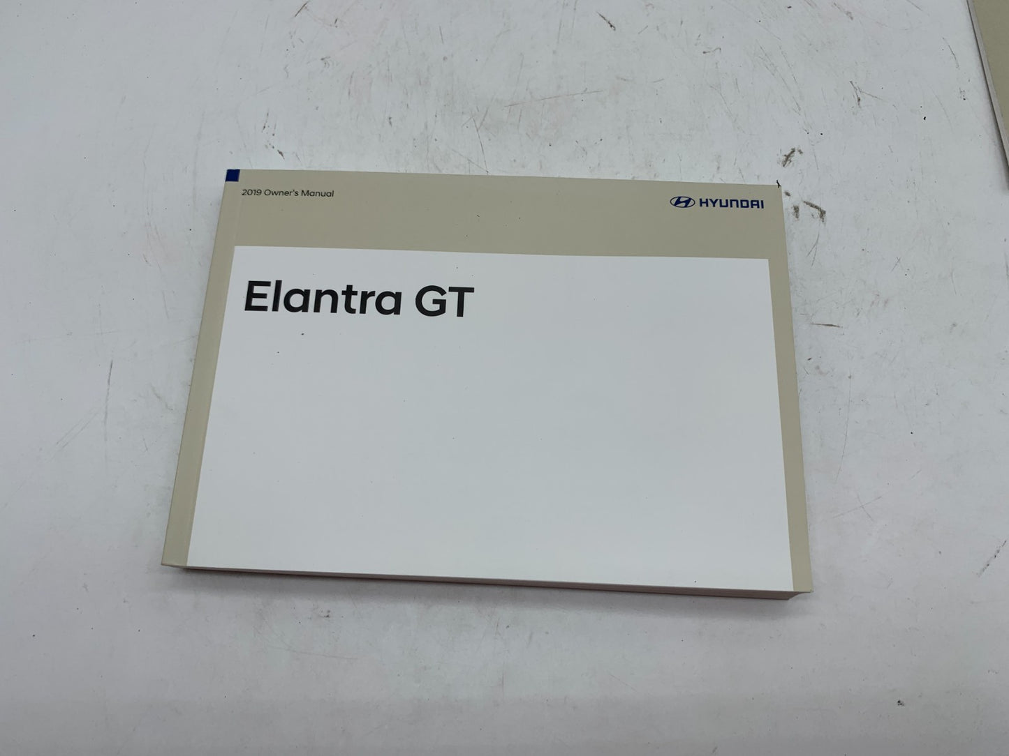 2019 Hyundai Elantra GT Owners Manual Set OEM B03B51022