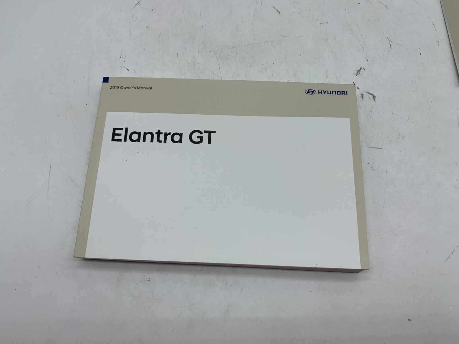 2019 Hyundai Elantra GT Owners Manual Set OEM B03B51022