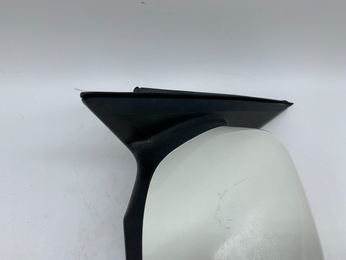 2013-2018 Nissan Altima Sedan Passenger Side View Door Mirror White A01B09004