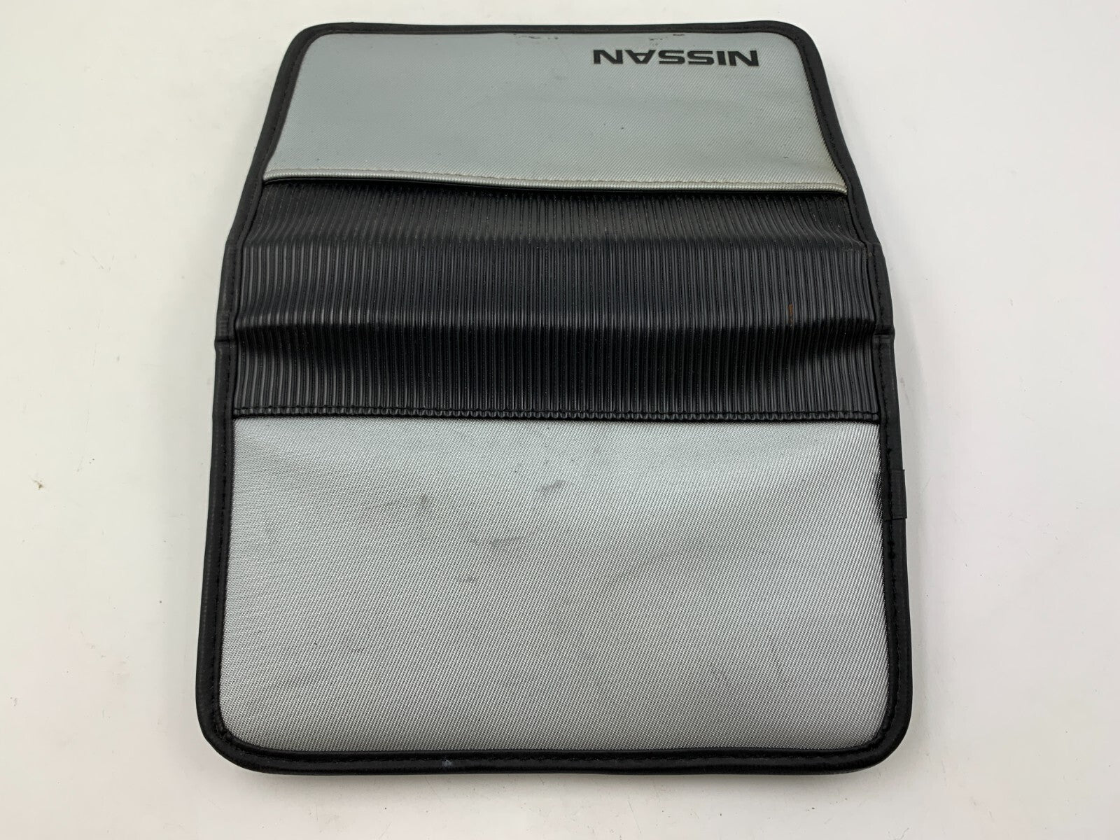 2006 Nissan Maxima Owners Manual Case Only OEM B02B55002