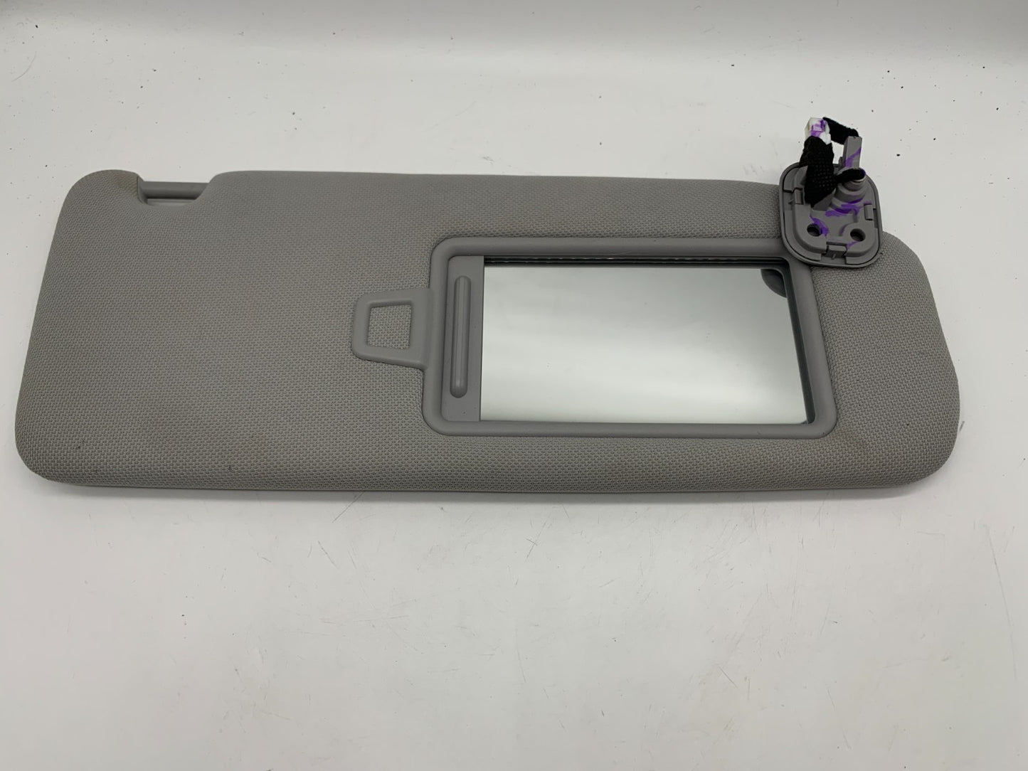 2015-2019 Hyundai Sonata Passenger Sun Visor Gray Illuminated OEM A01B03015