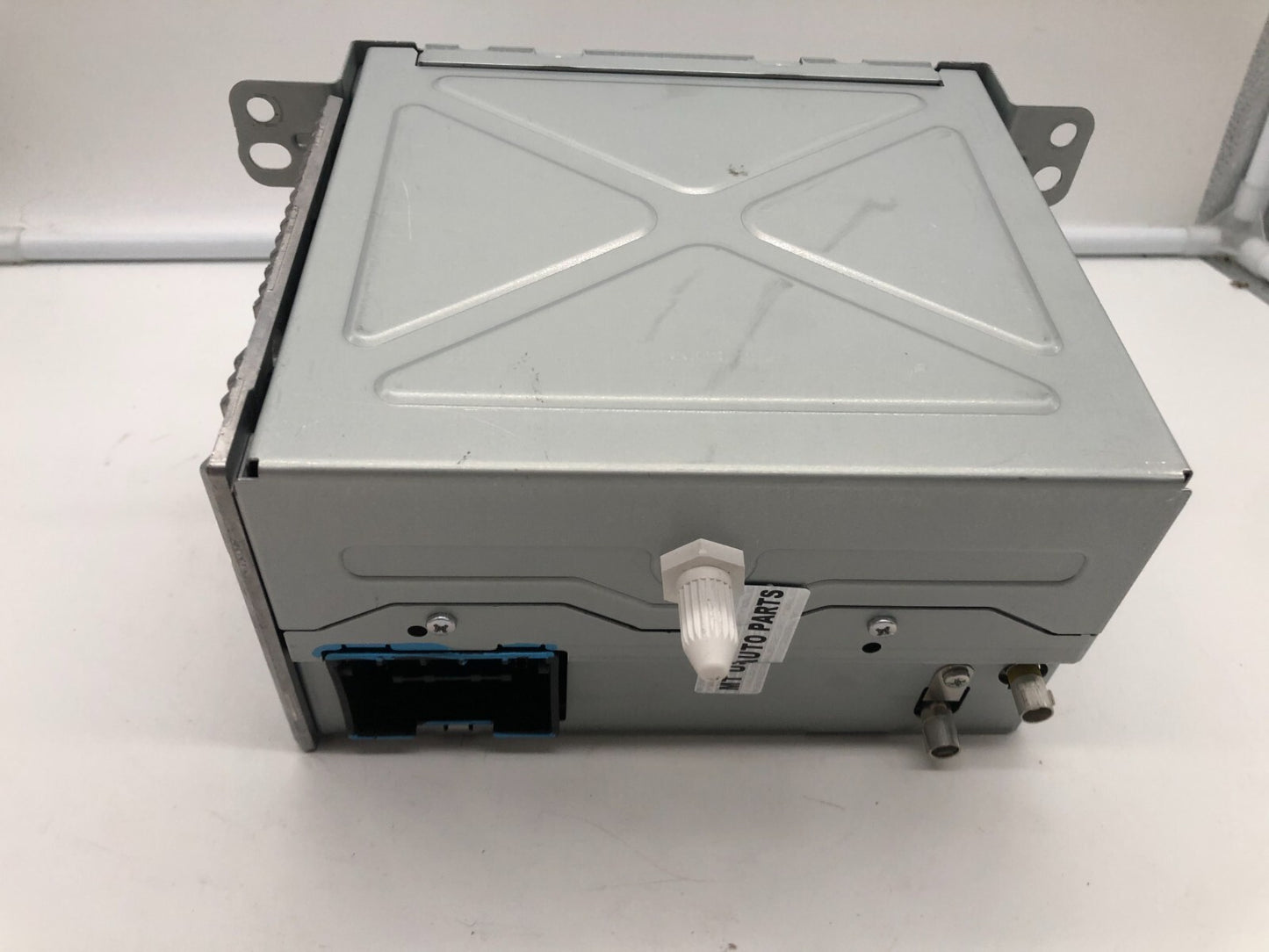 2010 Cadillac SRX AM FM CD Player Radio Receiver OEM A03B04043