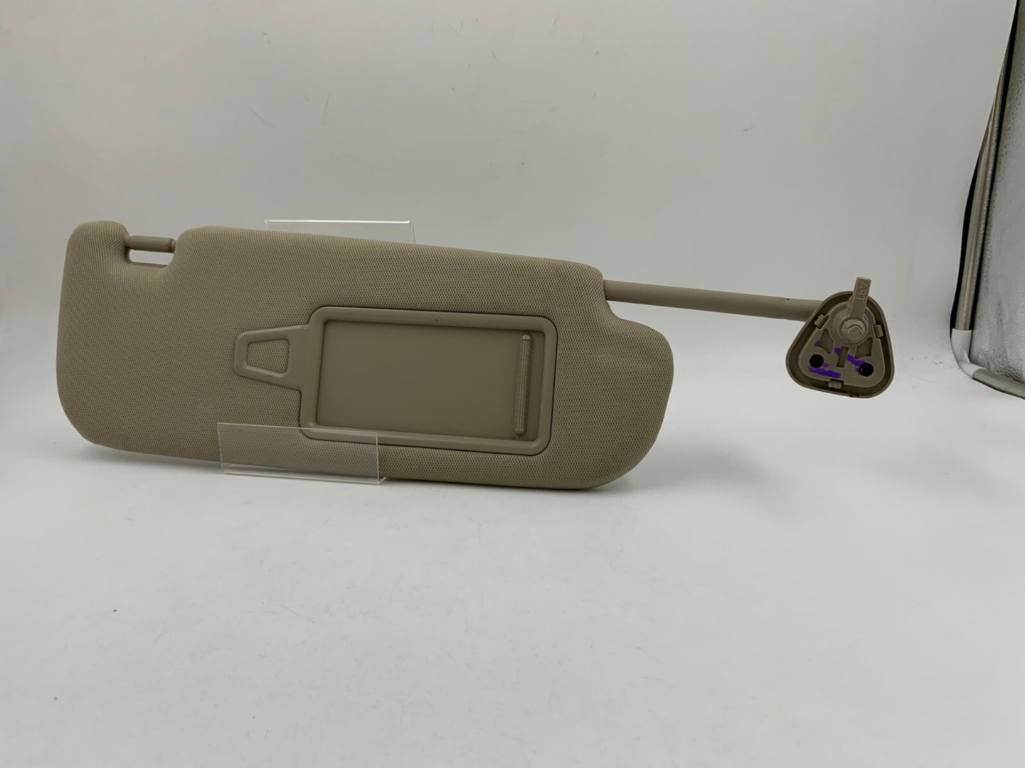 2011-2016 Kia Optima Passenger Sun Visor Beige Illuminated OEM A04B56033