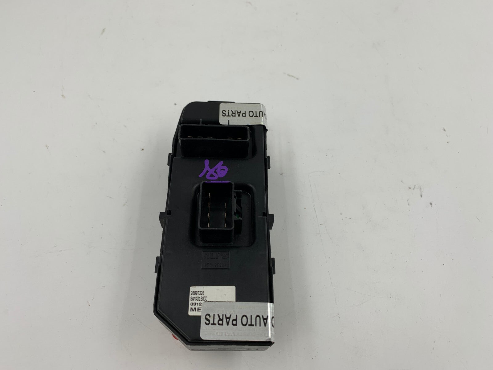 2010-2012 Chevrolet Malibu Master Power Window Switch OEM E02B54092
