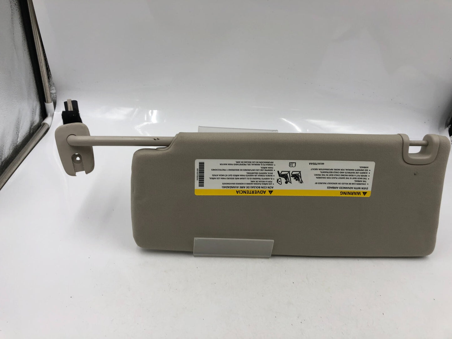 2014-2017 Jeep Grand Cherokee Passenger Sun Visor Gray Illuminated OEM D01B30084