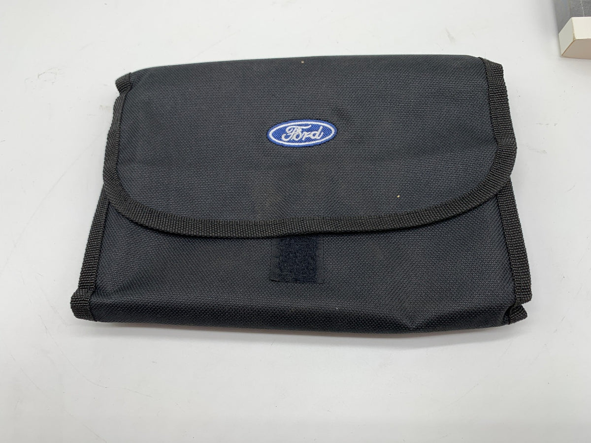 2015 Ford Edge Owners Manual Set with Case OEM R01B09041