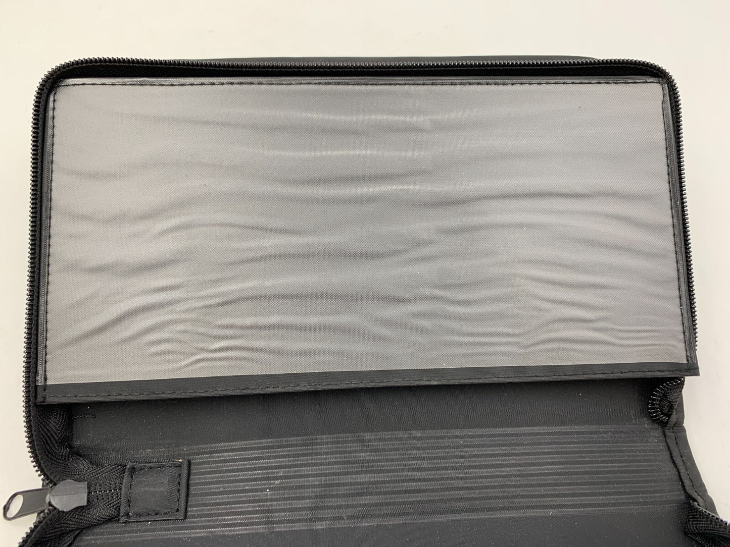 2006 Nissan Maxima Owners Manual Set with Case OEM B02B38083