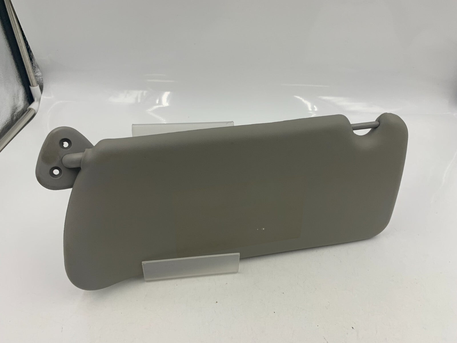 2003-2007 Cadillac CTS Passenger Visor Gray Illuminated OEM D04B13092
