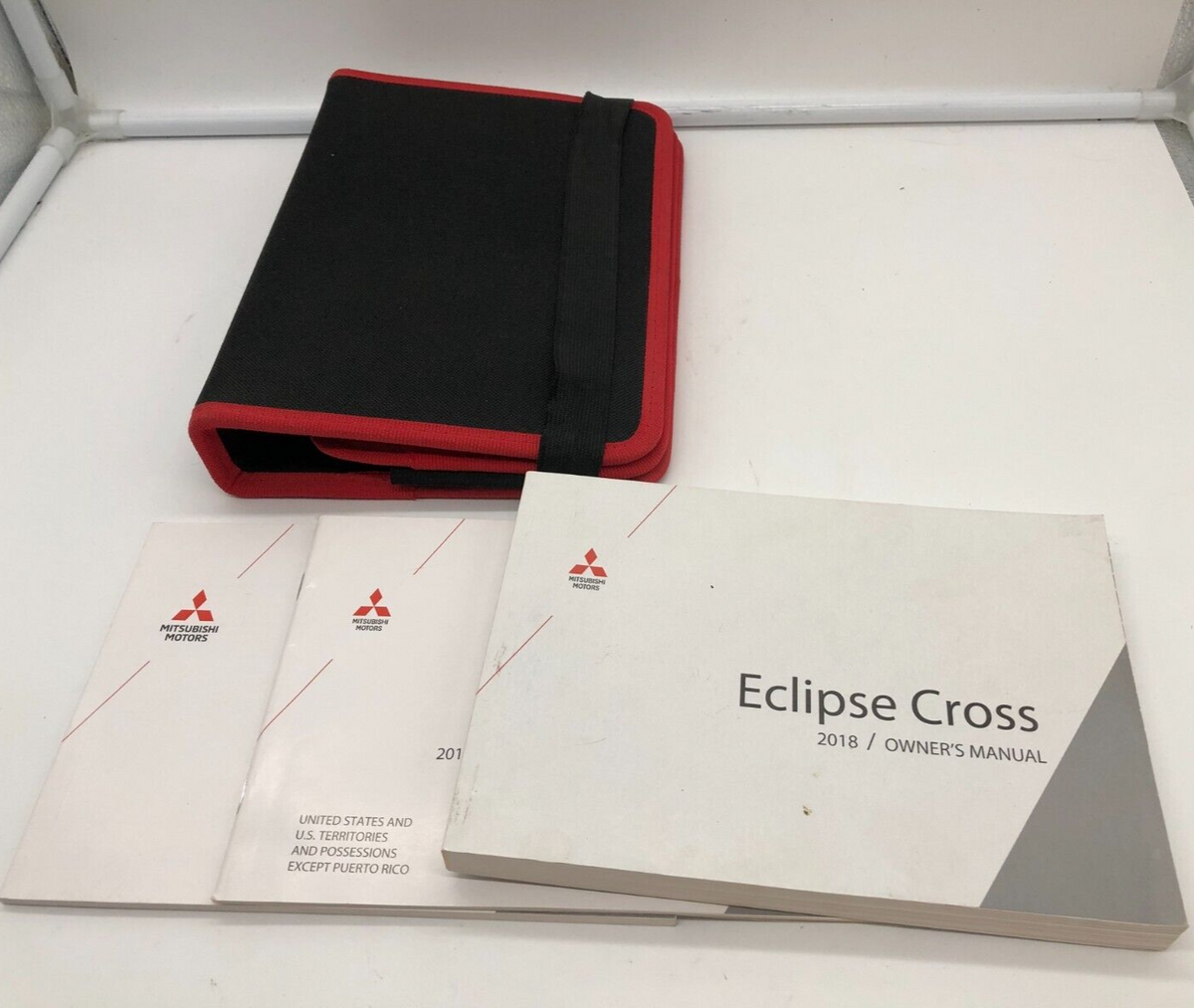 2018 Mitsubishi Eclipse Cross Owners Manual Set with Case OEM R01B34012